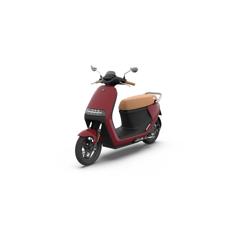 Segway E125S eScooter Ruby Red 25km/h tot 140km actieradius* - rijklaar Segway E125S eScooter Ruby Red 25km/h tot 140km actieradius* - rijklaar