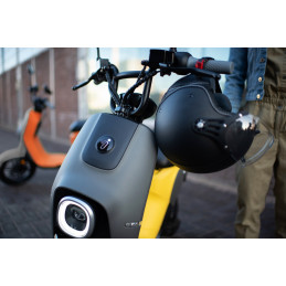 Segway B110S eScooter Dark Grey/Black 25km/h tot 140km actieradius* - rijklaar
